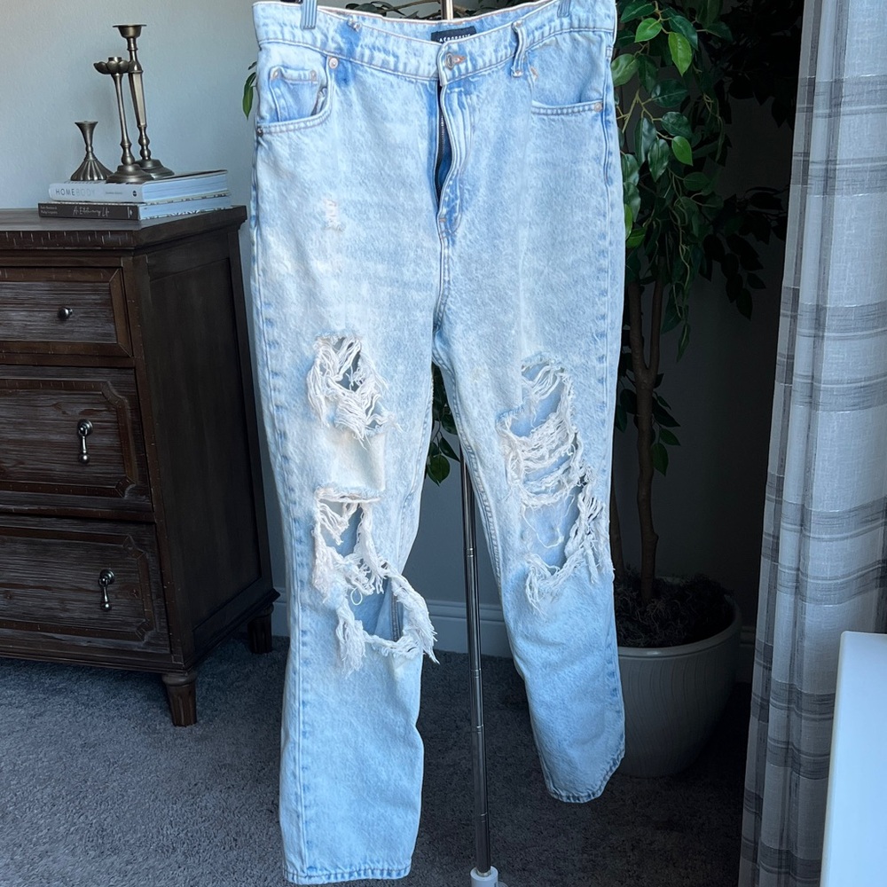 Aeropostale distressed mom jeans